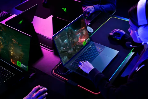 Razer debuts its Blade 16 laptop powered by Intel Raptor Lake-HX Core i9-13950HX at the CES 2023