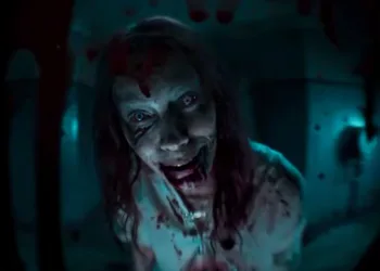 via- https://www.rollingstone.com/tv-movies/tv-movie-news/evil-dead-rise-official-trailer-1234655958/