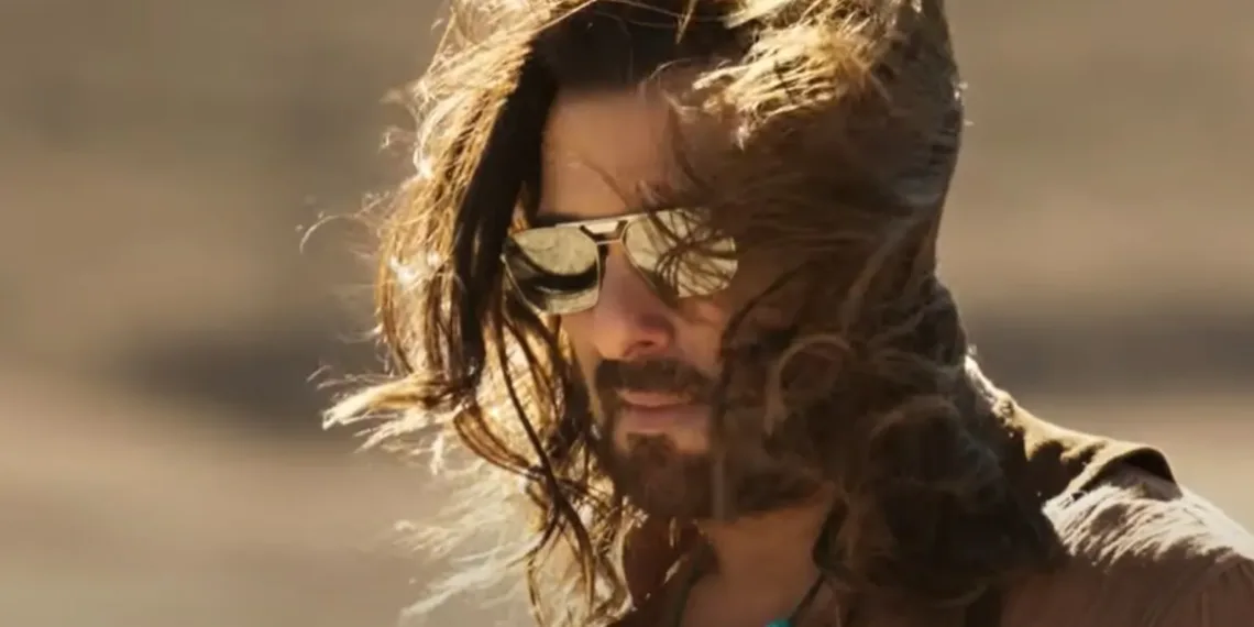 via- https://www.hindustantimes.com/entertainment/bollywood/kisi-ka-bhai-kisi-ki-jaan-teaser-salman-khan-s-full-of-swag-in-1st-clip-watch-101662357194875.html