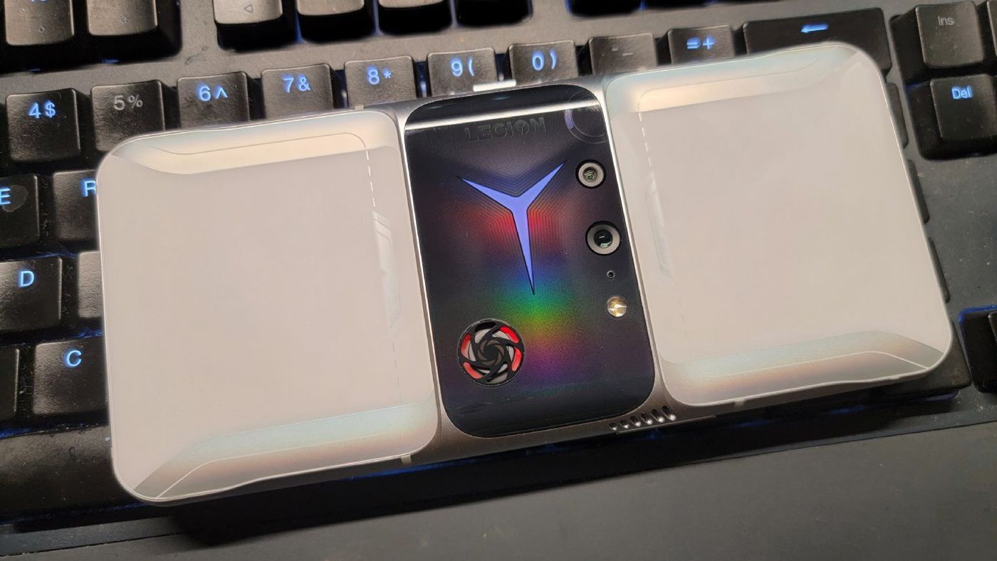 Lenovo Legion Play Prototype Gaming Device is currently being sold in China