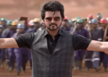via- https://www.pinkvilla.com/entertainment/south/varisu-trailer-thalapathy-vijay-plays-a-bad-boy-with-a-good-heart-alongside-rashmika-mandanna-in-his-next-1205544