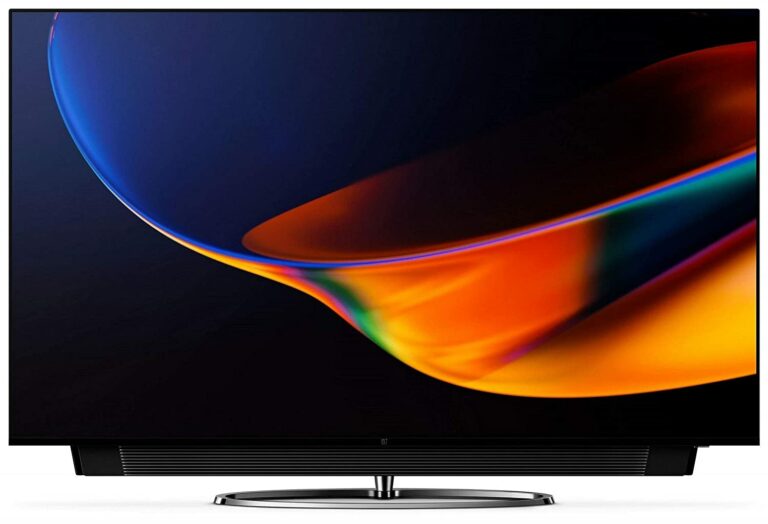 OnePlus Q1 Pro QLED TV at its lowest price ever!