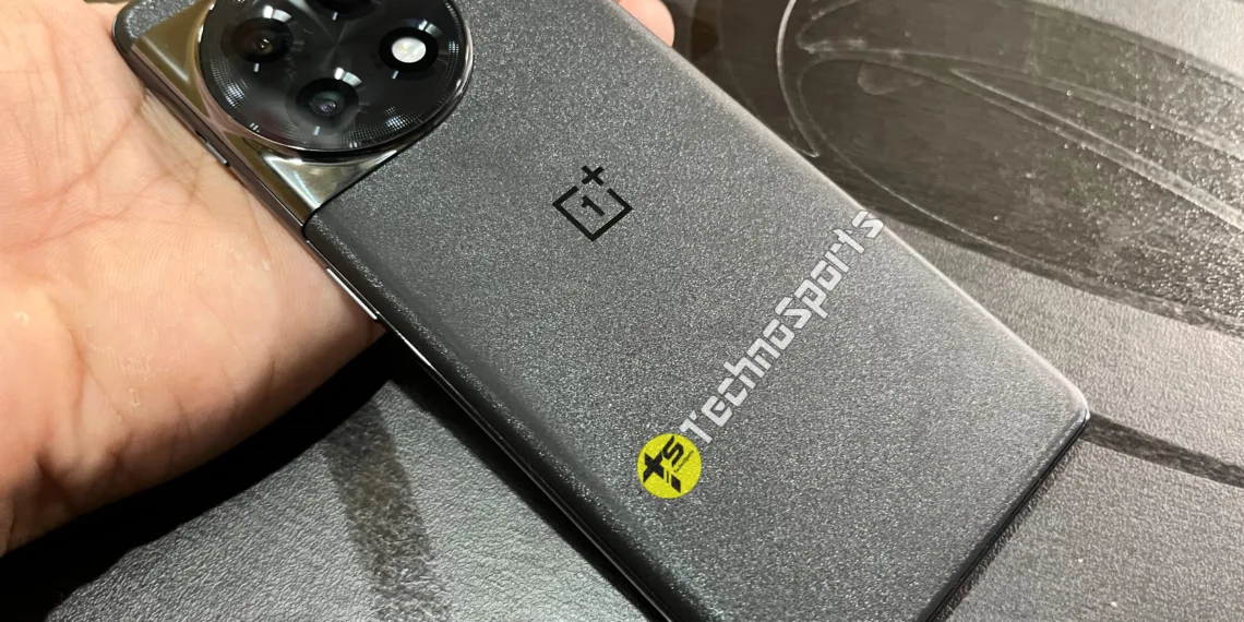 OnePlus 11 gets new OxygenOS update: Brings June 2023 security patch