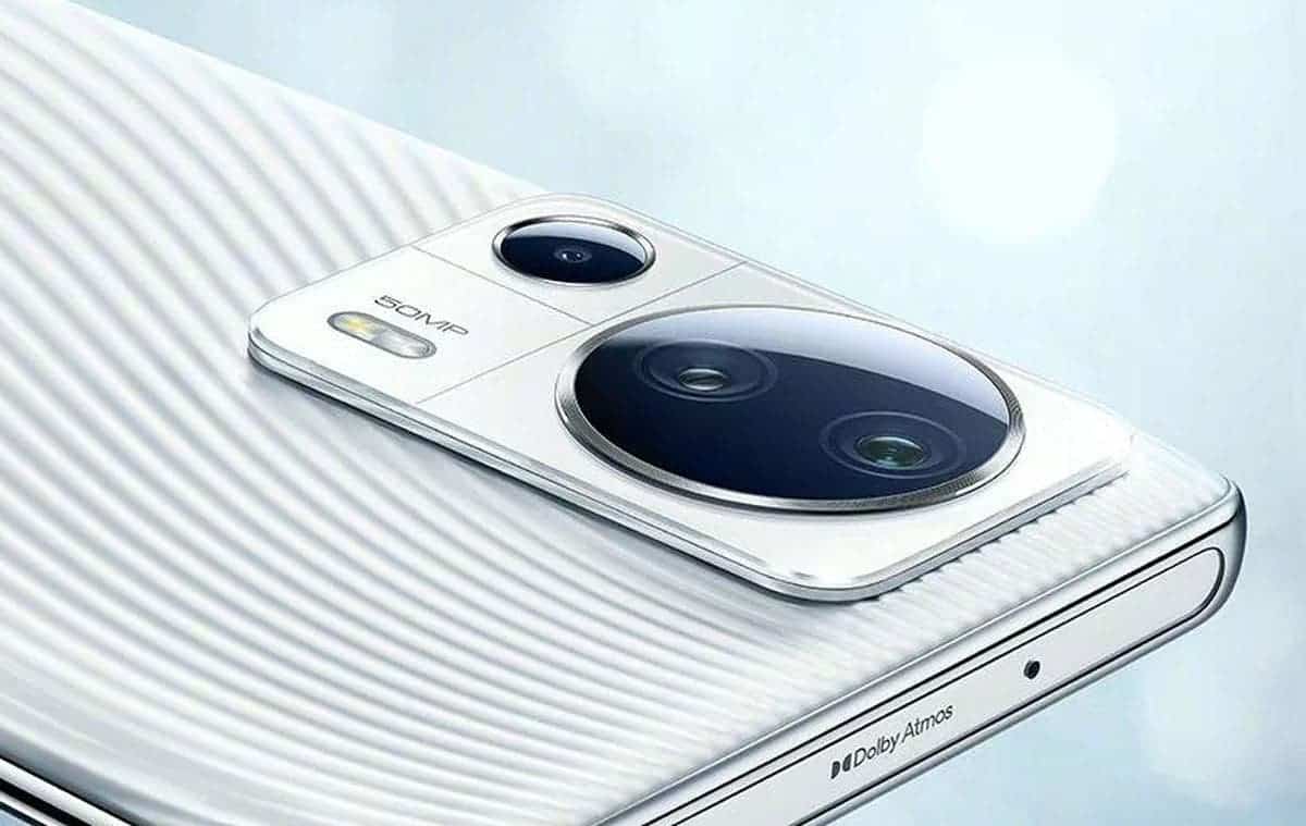 Xiaomi 13 Lite 5G becomes the first Android smartphone to bring Dynamic Island