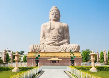 via- https://timesofindia.indiatimes.com/travel/destinations/buddha-purnimachasing-enlightenment-on-the-buddha-trail/articleshow/75587673.cms