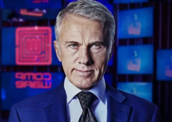via- https://game-news24.com/2023/02/07/new-trailer-and-poster-of-the-consultant-prime-video-series-with-christoph-waltz/