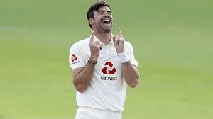 James Anderson becomes the new No 1 bowler in Test cricket