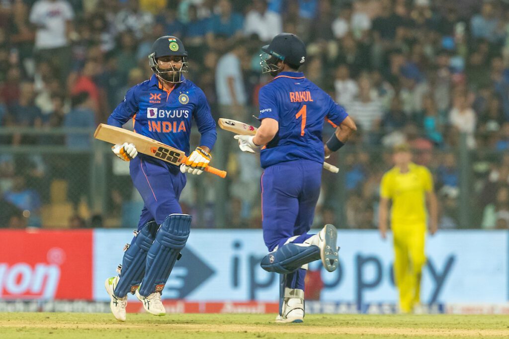 India seal five wickets victory in the first ODI against Australia