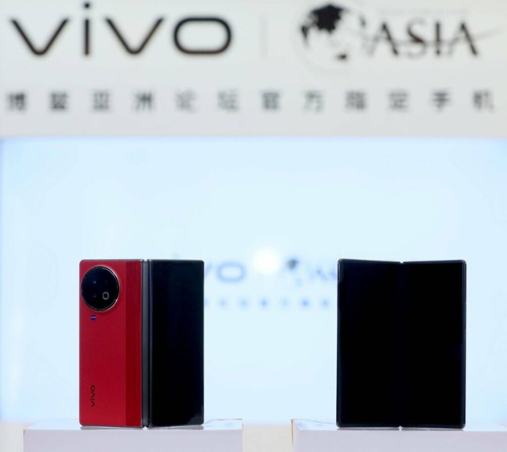 Vivo X Fold 2: A Gorgeous and High-Performing Smartphone with a Sleek Design 2 aa 1 Vivo X Fold 2: A Gorgeous and High-Performing Smartphone with a Sleek Design