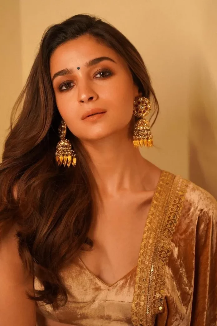 alia bhatt Alia Bhatt 30th birthday upcoming movies of her