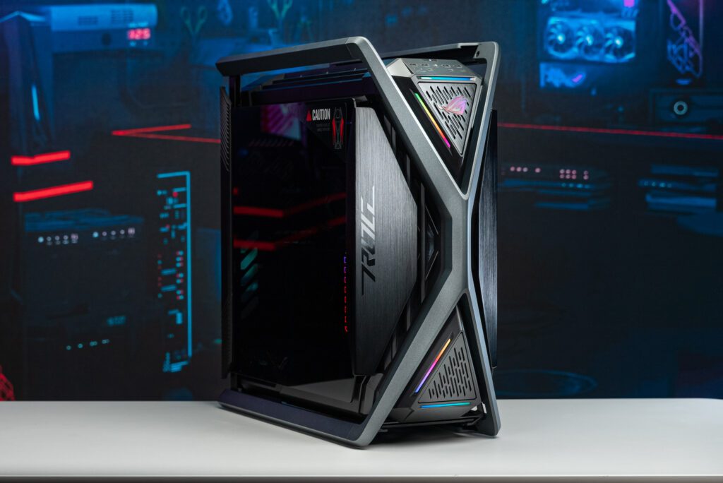 ASUS ROG brings Hyperion GR701 Full-Tower Gaming Case