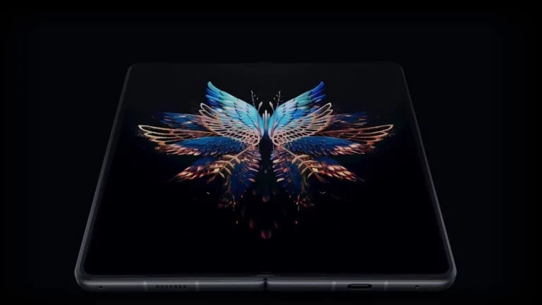 Tecno Phantom V Fold