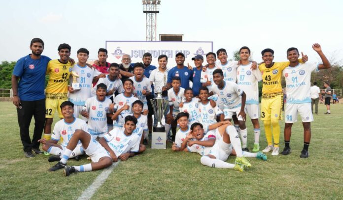 WhatsApp Image 2023-04-26 at 21.22.13 JSW Youth Cup trophy