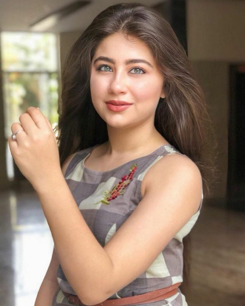 ad3 Aditi Bhatia Height, Age, Bio, Net Worth, Family, and More in 2024 