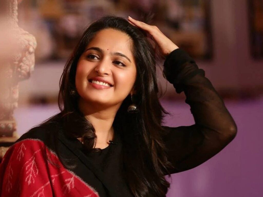 anu2 Gorgeous Anushka Shetty Age, Height, Bio, Income, Net Worth, and Family in 2024