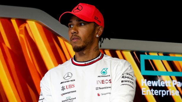 Lewis Hamilton's tempting offer to sign for Ferrari