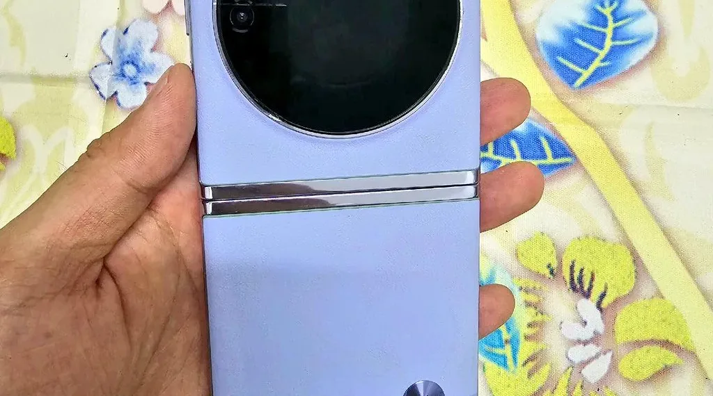 Tecno Phantom V Yoga AD11