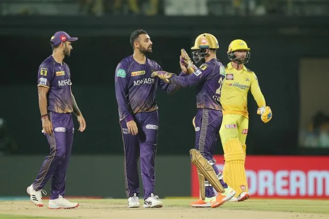 KKR pull their sixth victory in the season: keep playoff hopes alive defeating CSK by six wickets