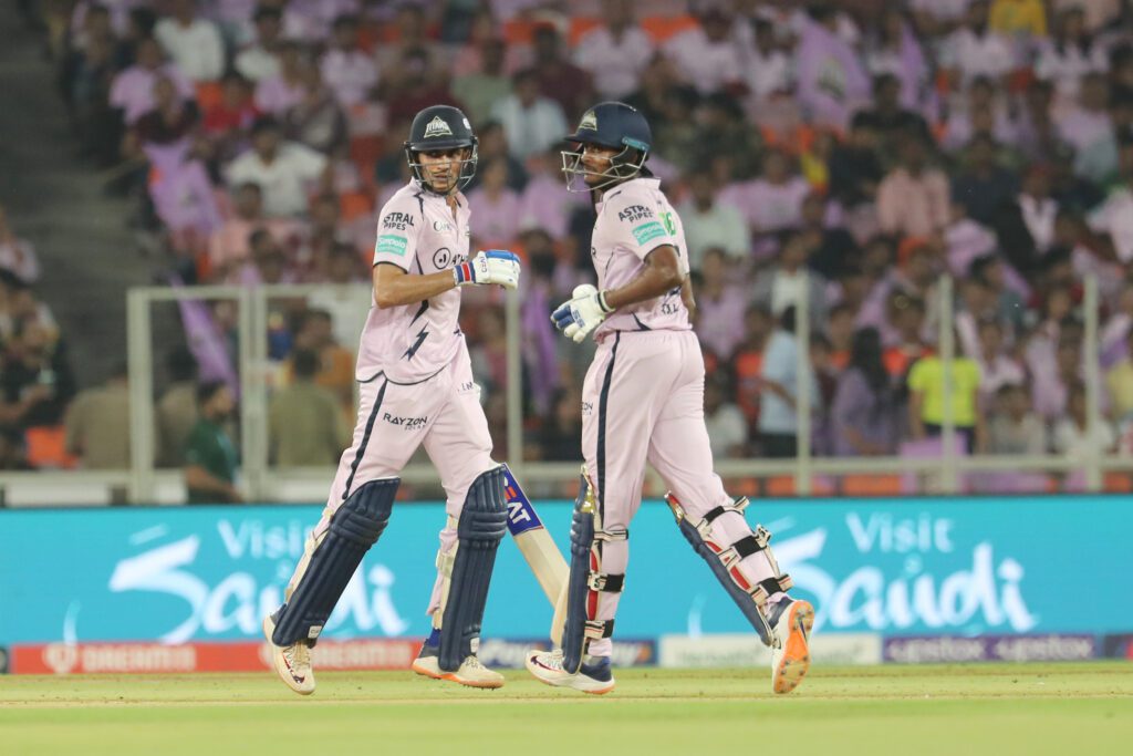 GT pull another comfortable victory: defeat SRH by 34 runs to qualify for the playoffs