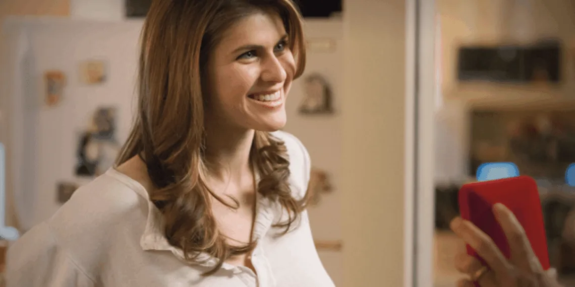 via- https://www.ibtimes.com/true-detective-star-alexandria-daddario-tweets-about-obama-seeing-her-nude-photo-1556893