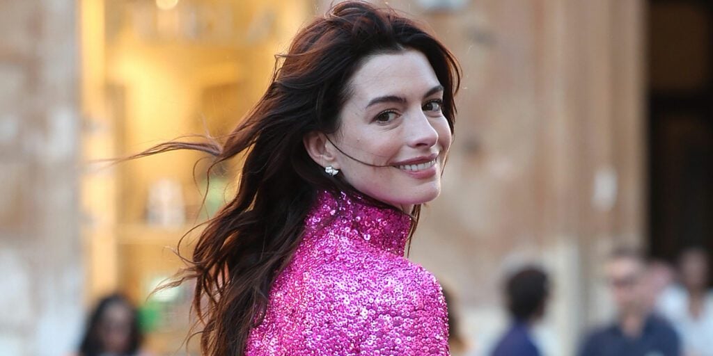 ann6 Magnificent Anne Hathway Height, Age, Bio, Career, Income, and Family in 2024