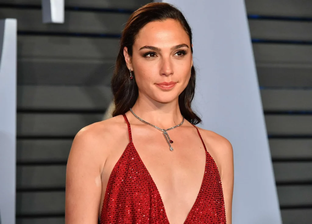 g4 Glamorous Actress Gal Gadot Age, Height, Career, Bio, Net Worth, and Family in 2024