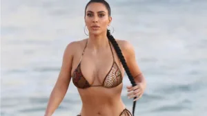 Kim Kardashian Height