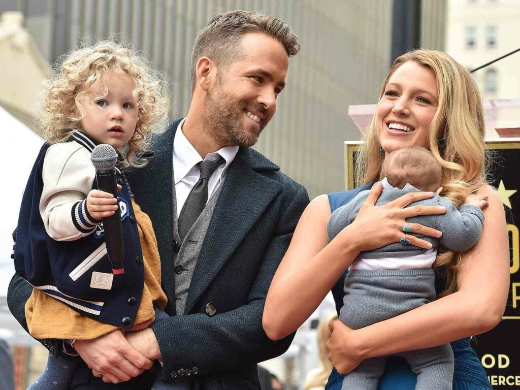 rrr34 Incredible Ryan Reynolds Height, Age, Bio, Career, Income, and Family in 2024