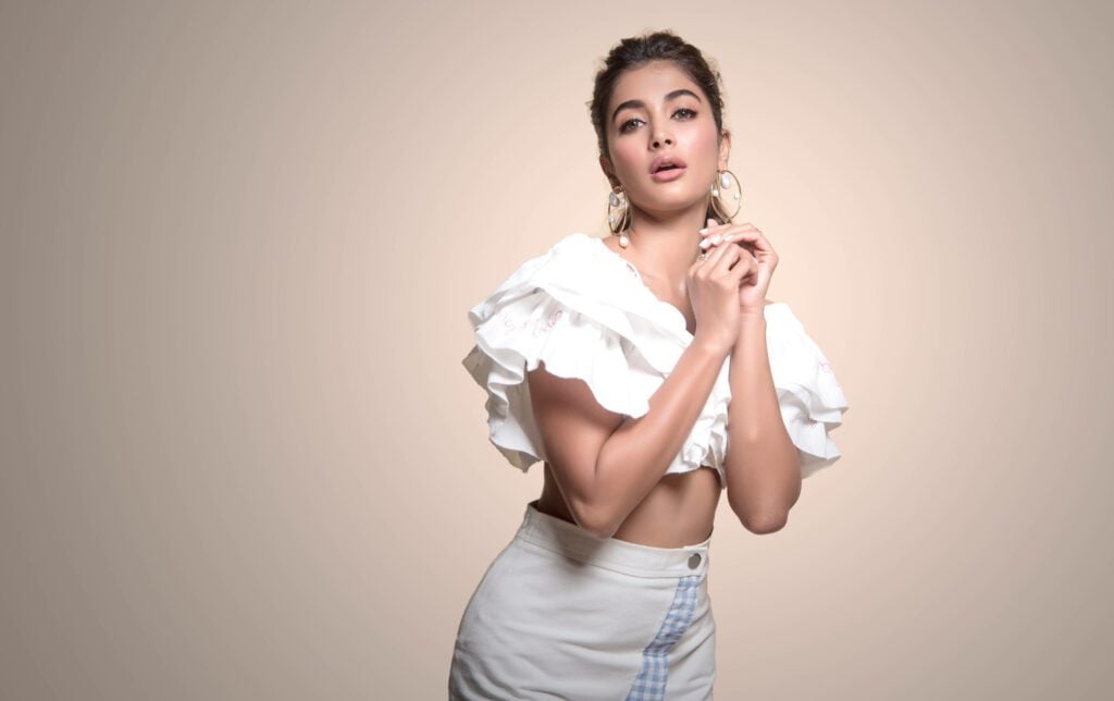 Magnificent Pooja Hegde Age, Bio, Height, Weight, Net Worth, Career, and Family in 2023