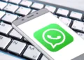 via- https://www.dnaindia.com/technology/report-whatsapp-trick-offline-messages-blue-tick-read-online-2851342