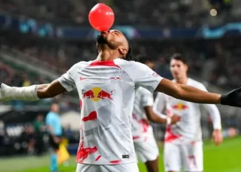 Chelsea confirms the £53m deal with Christopher Nkunku: he celebrates with a balloon even after scoring a goal