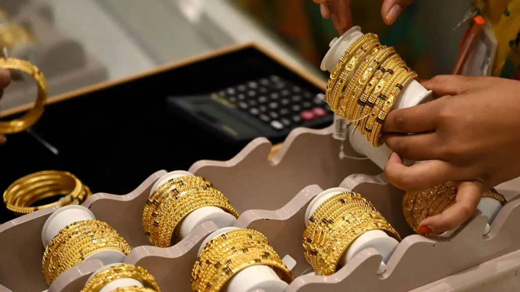 g2 1 LATEST: Gold Rate Today at Bangalore as of 5th February 2024