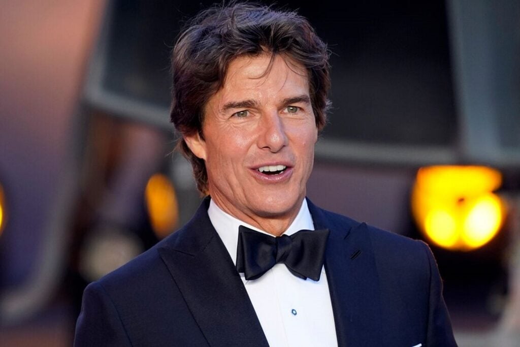 t8 Spectacular Tom Cruise Net Worth, Bio, Family, Salaries & Income in 2024