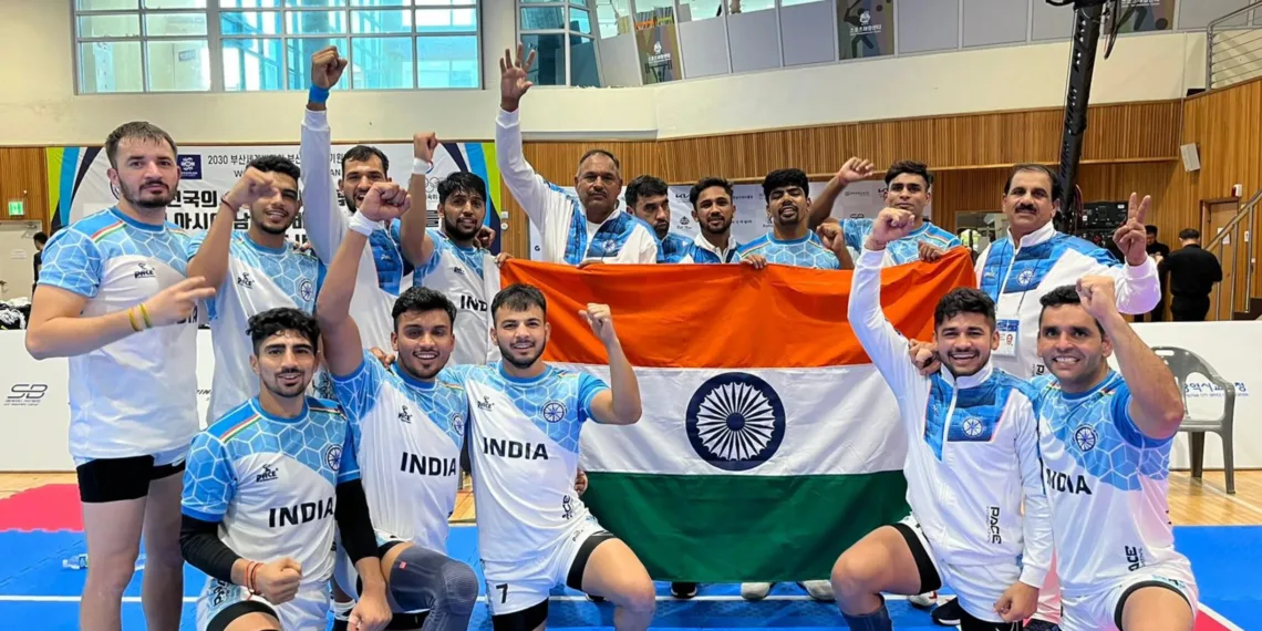 Indian Kabaddi Team clicking a team picture after winning the Asian Kabaddi Championship 2023