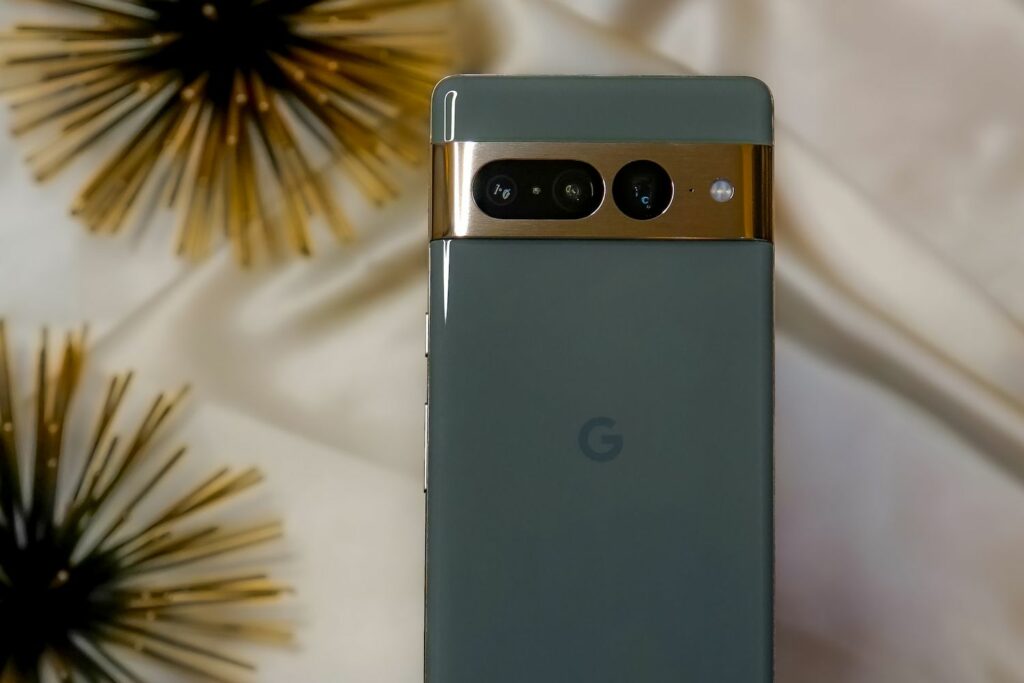 Google Pixel 8 Pro Price and specs