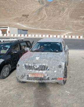 image 724 Tata Safari Facelift Interior Spied Undisguised – A Touchscreen Marvel with No Physical Buttons