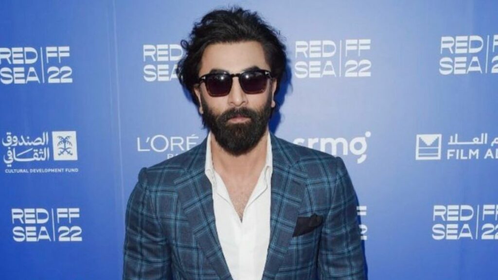 raaann Magnificent Ranbir Kapoor Age, Height, Bio, Income, Net Worth, Family, and More in 2024