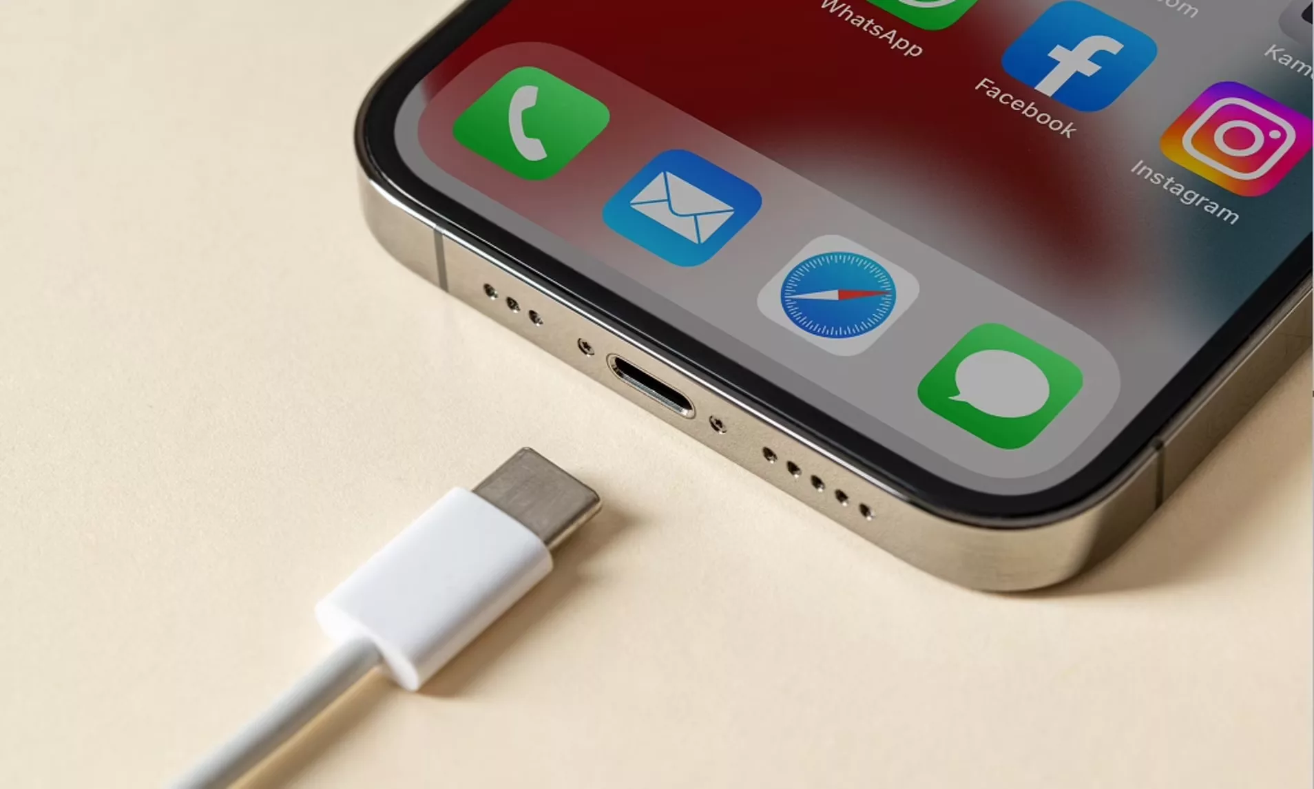 iPhone 15 Features a Standard USB-C Port, Dispelling Rumors