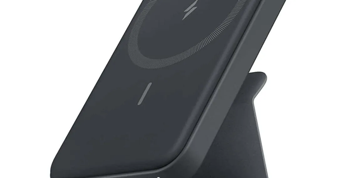 Anker MagGo 622: The Ultimate MagSafe Power Bank with a Built-In Stand