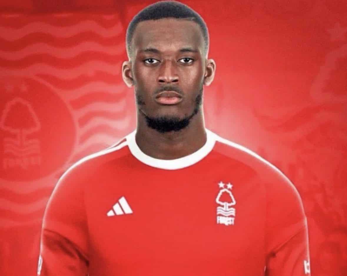 Callum Hudson-Odoi Signs for Nottingham Forest from Chelsea, Image via Twitter Callum Hudson-Odoi Signs for Nottingham Forest from Chelsea, Image via Twitter
