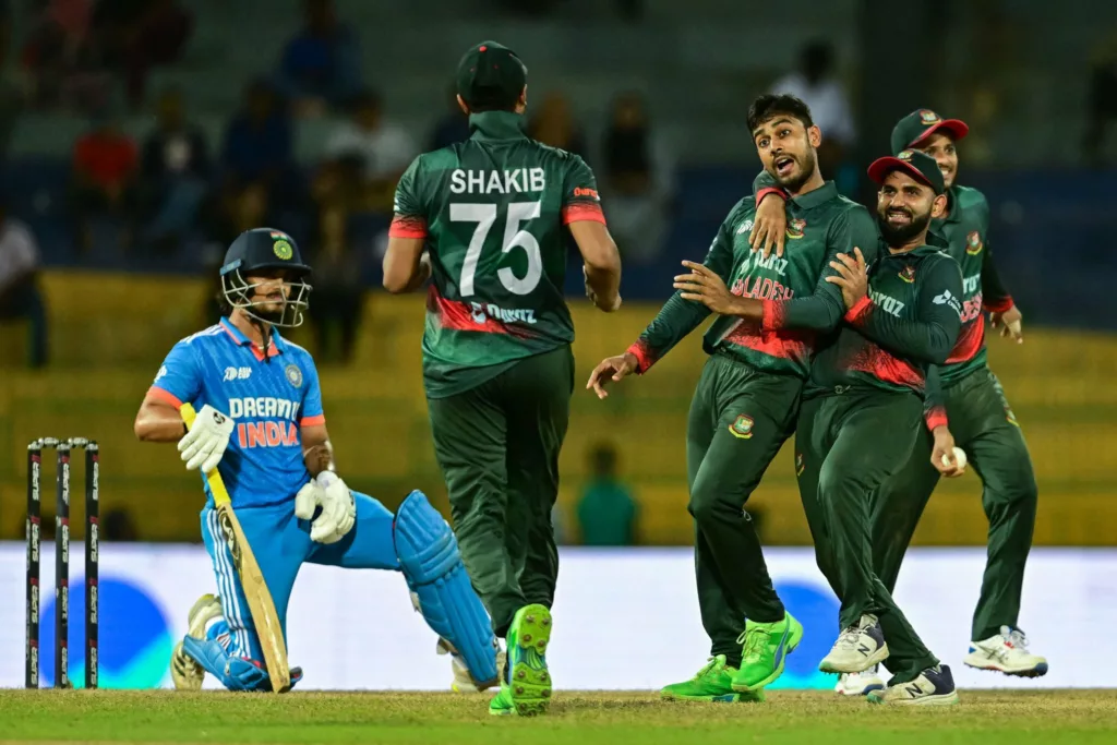 F6FeEeYWYAAoAhF 1 India vs Bangladesh Asia Cup Super Four: BAN secured a 6-run victory over IND