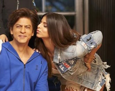 WhatsApp Image 2023 10 21 at 01.10.22 372dcd3f It's Happening! Shah Rukh Khan and Daughter Suhana's Exciting Bollywood Collaboration