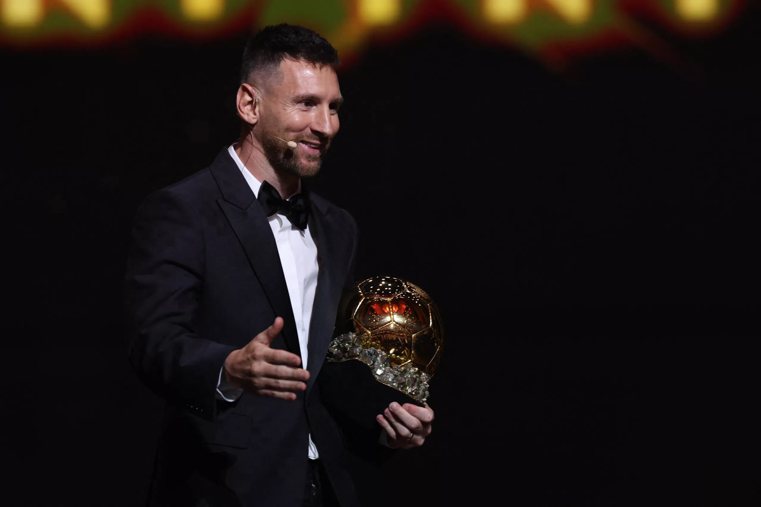 Soccer Football - 2023 Ballon d'Or - Chatelet Theatre, Paris, France - October 30, 2023 Inter Miami's Lionel Messi with the men's Ballon d'Or REUTERS/Stephanie Lecocq