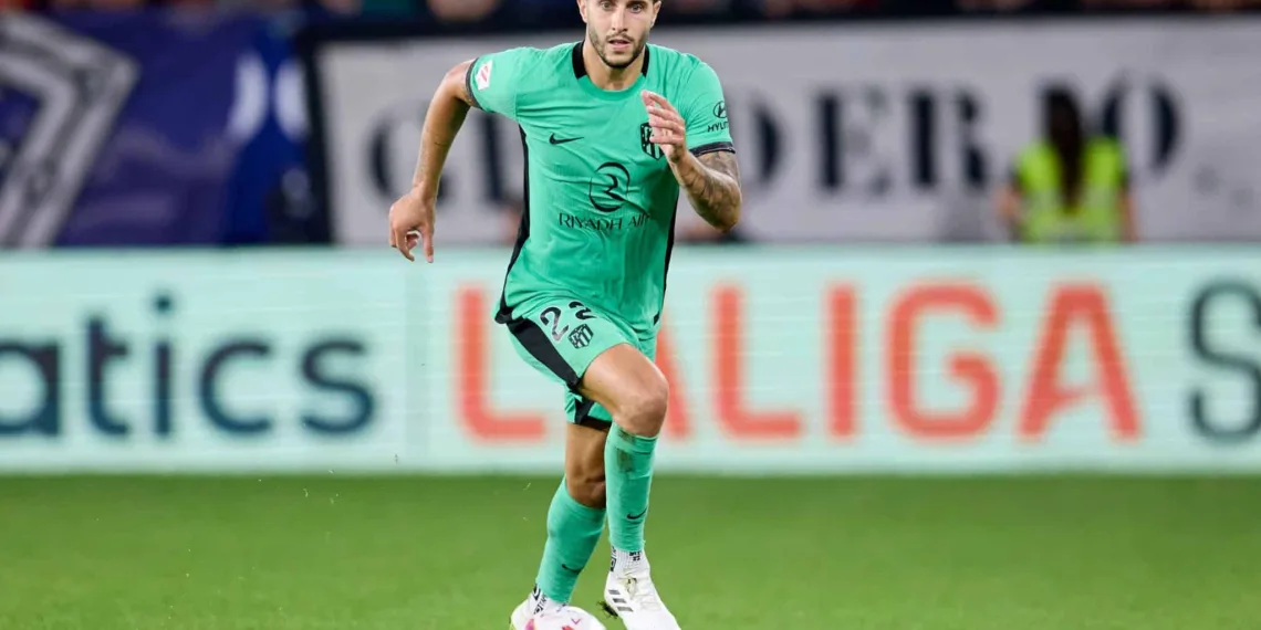 PAMPLONA, SPAIN - SEPTEMBER 28: Mario Hermoso of Atletico de Madrid in action during the LaLiga EA Sports match between CA Osasuna and Atletico Madrid at Estadio El Sadar on September 28, 2023 in Pamplona, Spain. (Photo by Ion Alcoba/Quality Sport Images/Getty Images)