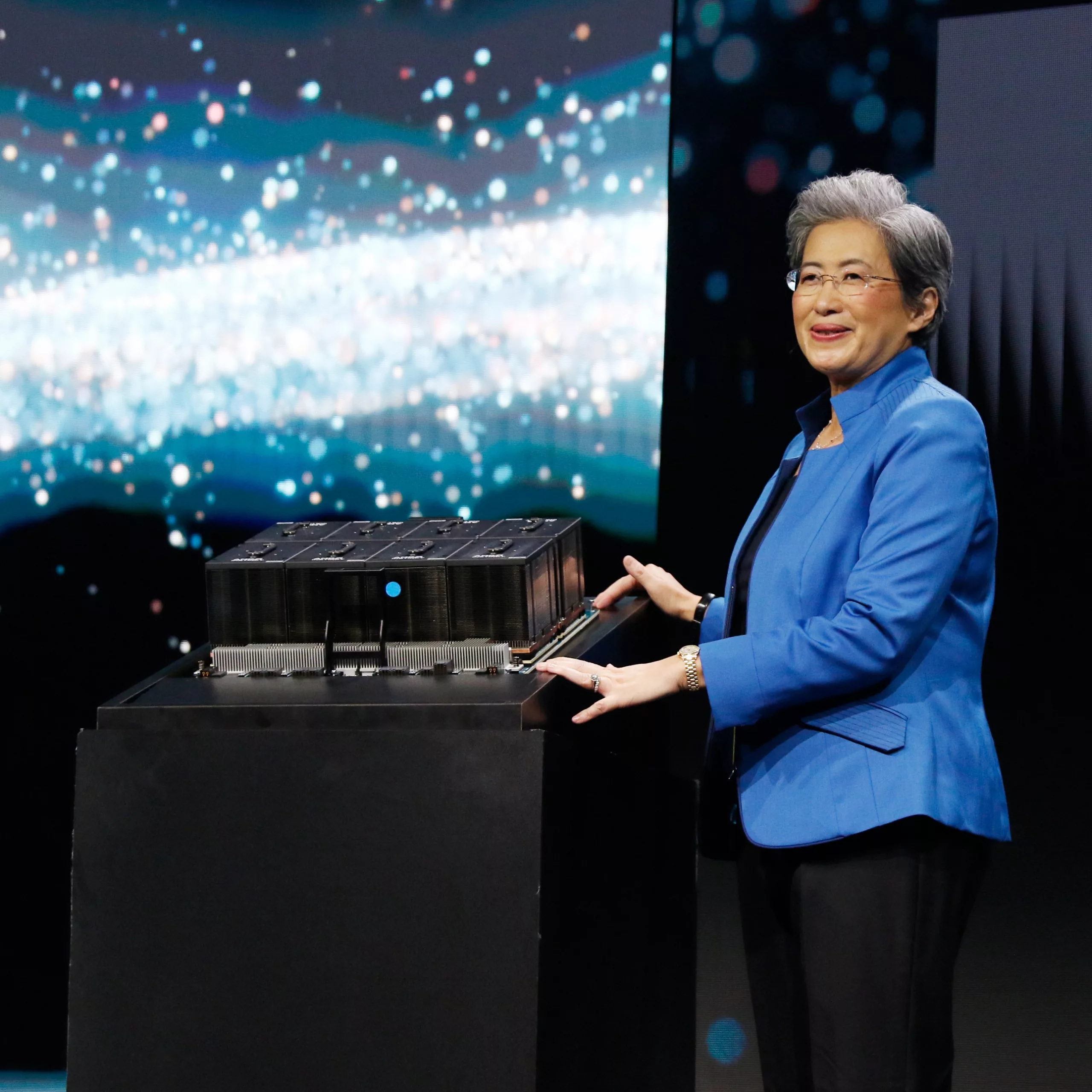 AMD Instinct MI300 Series GPUs and Ryzen 8040 APUs launched