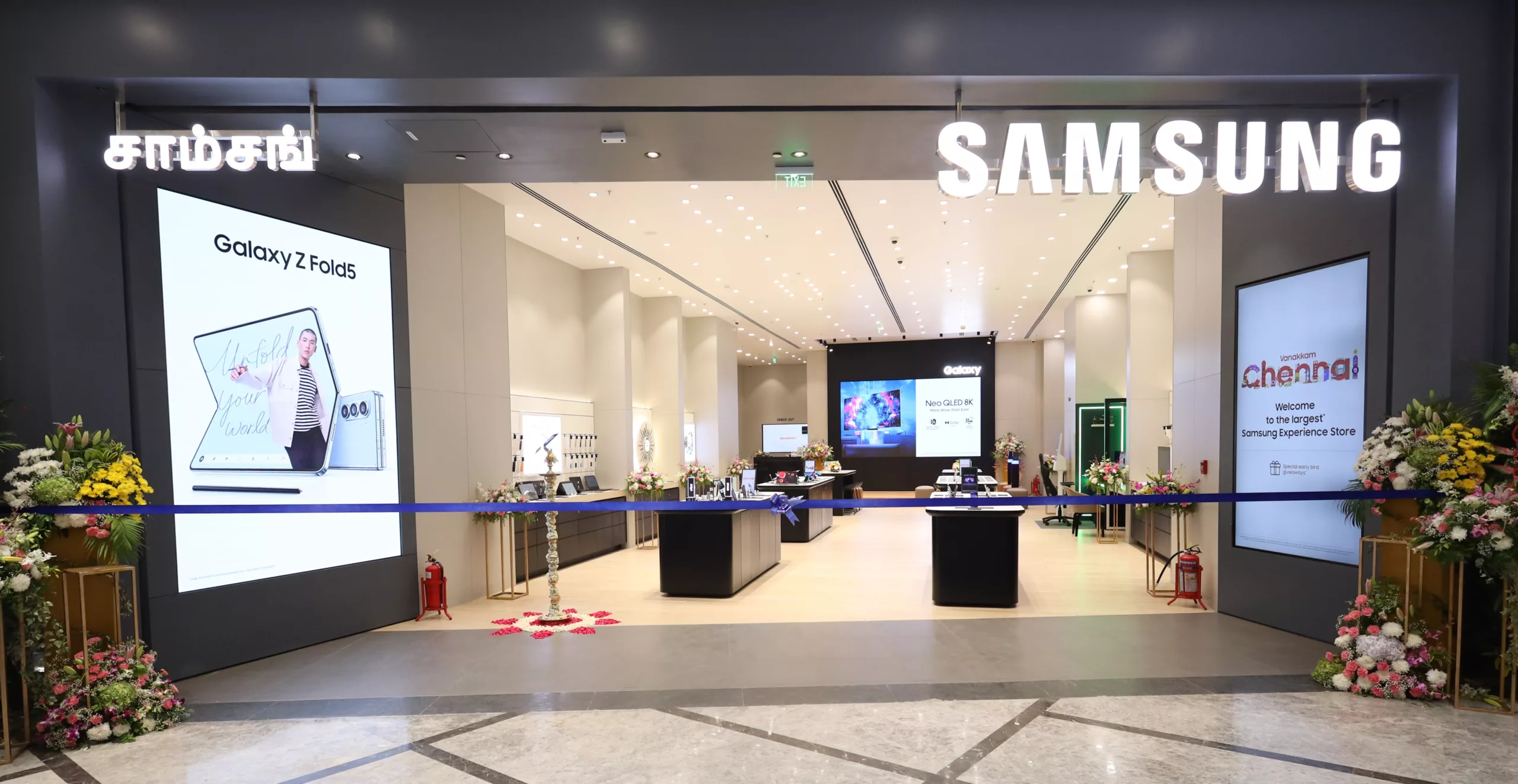 Samsung opens premium Experience Store at Phoenix Mall in Chennai
