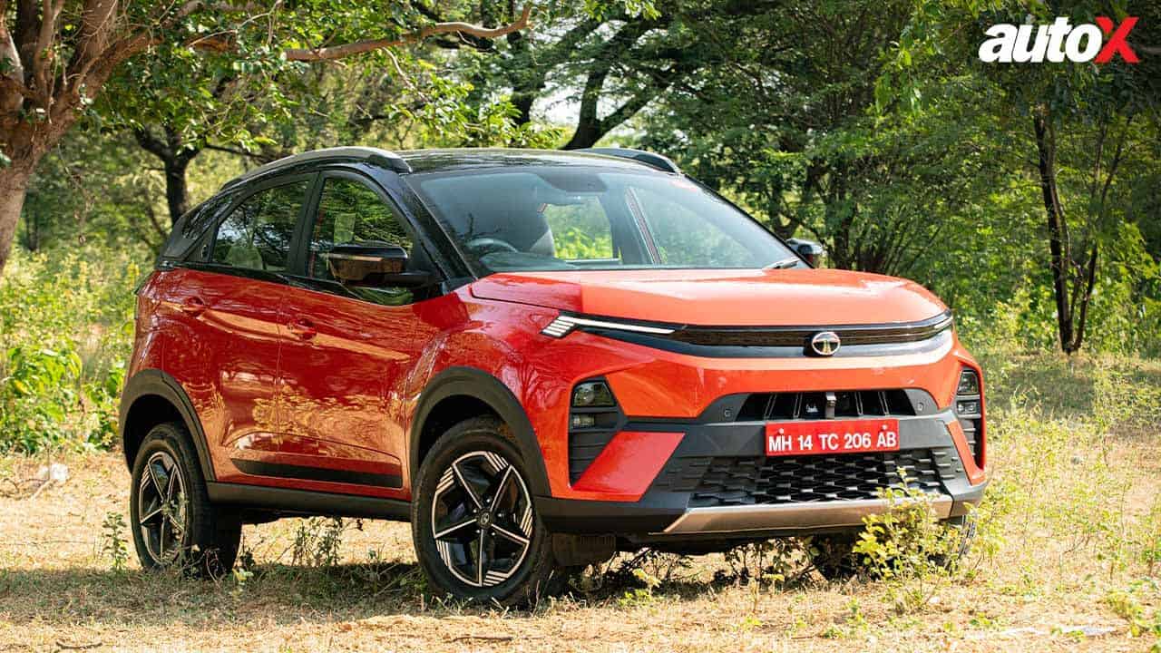 Tata Nexon Right Front Three Quarter The 6 Best Cars with Sunroof under 12 Lakhs INR as of May 5, 2024