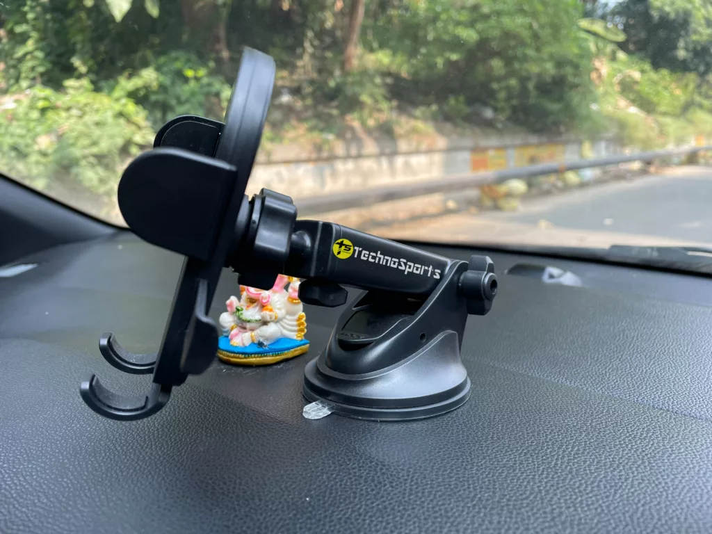 portronics12 Portronics Clamp M3 review: Best Budget Mobile Phone Holder for your Car!