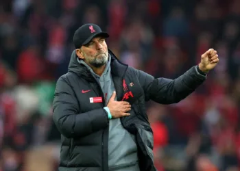 FILE PHOTO: Soccer Football - Premier League - Liverpool v Arsenal - Anfield, Liverpool, Britain - April 9, 2023 Liverpool manager Juergen Klopp acknowledges fans after the match REUTERS/Phil Noble/File Photo