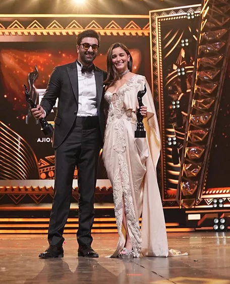 Filmfare Awards 2024 Complete Winners List: Ranbir Kapoor and Alia Bhatt Shines Together at Award Function!